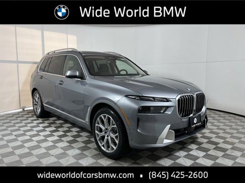 Used 2025 BMW X7 xDrive40i w/ Premium Package image 1