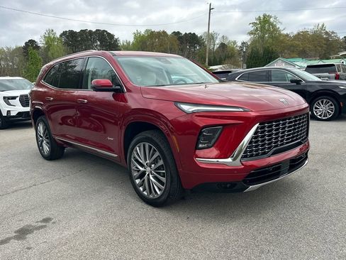 New 2026 Buick Enclave Avenir image 4