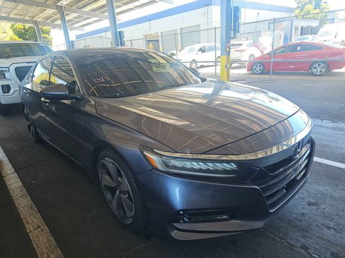 Used 2020 Honda Accord Touring image 4