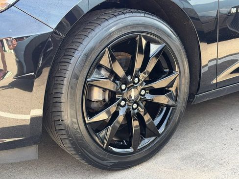 Used 2018 Chevrolet Malibu LT FWD image 27