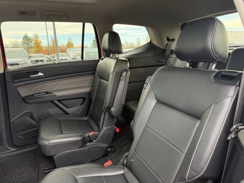 Used 2021 Volkswagen Atlas SEL image 28