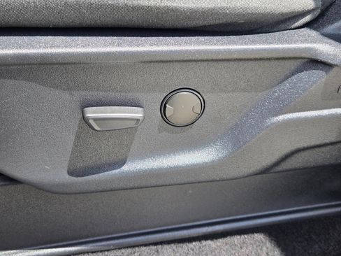 Used 2023 Ford F150 XLT RWD image 23