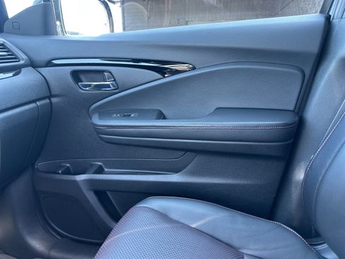 Used 2021 Honda Ridgeline Black Edition image 21
