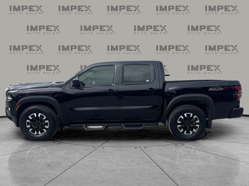 Used 2024 Nissan Frontier Pro-X RWD image 2