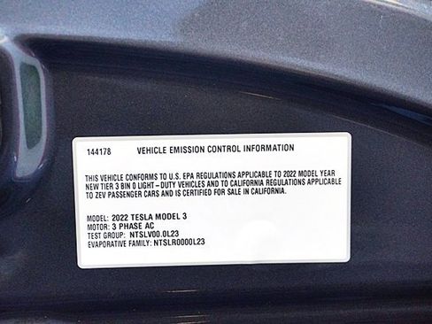 Used 2022 Tesla Model 3 Long Range image 40