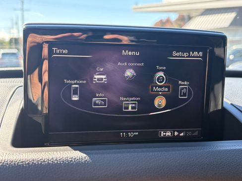 Used 2018 Audi Q3 2.0T Premium Plus w/ Premium Plus Package image 23