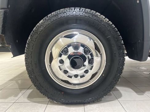 Used 2022 Chevrolet Silverado 3500 LT w/ Texas Edition image 28