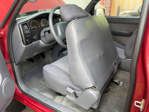 Used 1997 Toyota Tacoma 4x4 Xtracab V6 image 24