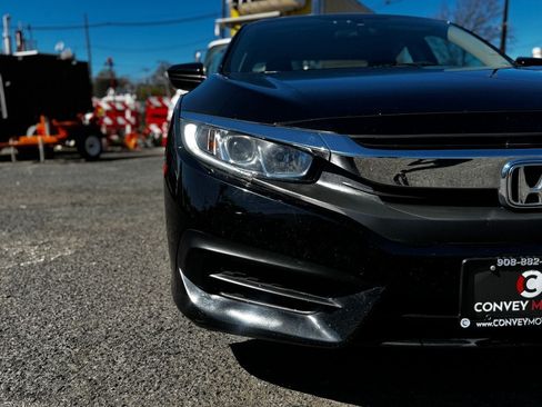 Used 2017 Honda Civic LX image 40