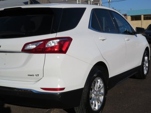 Used 2020 Chevrolet Equinox LT w/ LPO, Floor Liner Package image 13