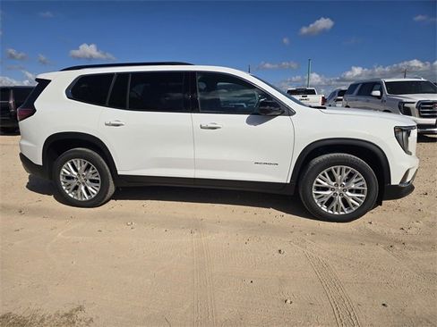 New 2026 GMC Acadia Elevation image 4