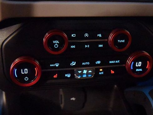 Used 2023 Ford Bronco Wildtrak AWD/4WD image 20