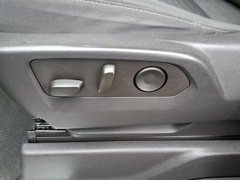 Certified 2023 Chevrolet Silverado 1500 LT image 13