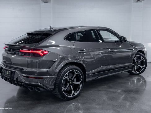 Used 2025 Lamborghini Urus Performante AWD/4WD image 15