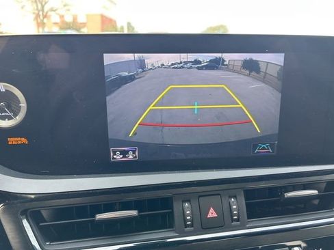 Used 2022 Lexus ES 350 F Sport image 15