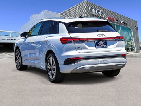 Used 2023 Audi Q4 e-tron Premium w/ Convenience Package RWD image 2