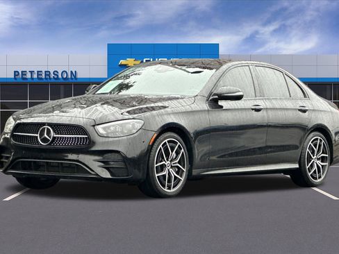 Used 2022 Mercedes-Benz E 450 4MATIC Sedan w/ Driver Assistance Package image 8