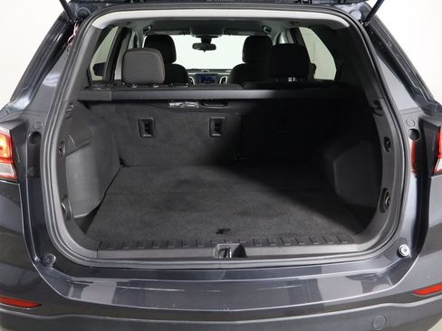 Used 2023 Chevrolet Equinox LT FWD image 18