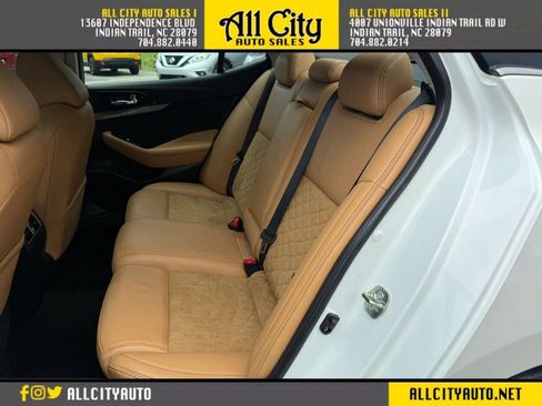Used 2016 Nissan Maxima SR w/ Interior Lighting Package FWD image 26