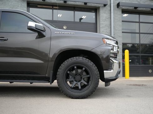 Used 2021 Chevrolet Silverado 1500 LT image 17