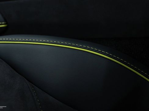 Used 2024 Lamborghini Huracan Sterrato image 37