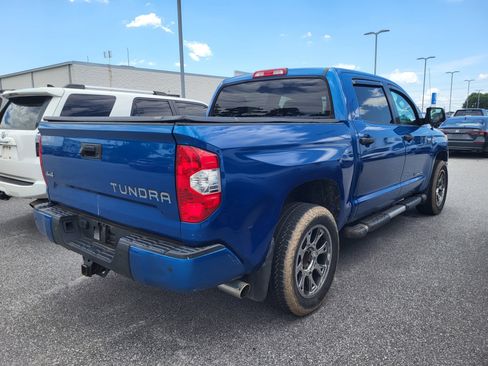 Used 2016 Toyota Tundra SR5 w/ SR5 Upgrade Package AWD/4WD image 4