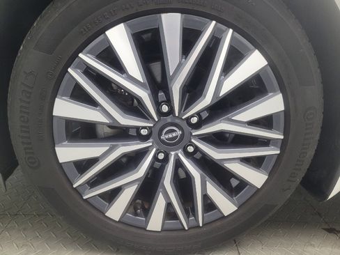 Used 2023 Nissan Altima 2.5 SV FWD image 31
