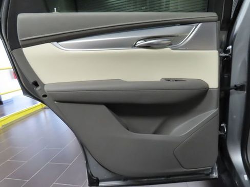 Certified 2023 Cadillac XT5 Premium Luxury FWD image 10