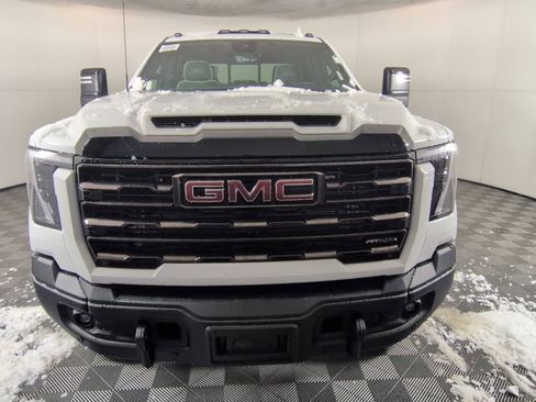New 2026 GMC Sierra 2500 AT4X w/ AT4X AEV Edition AWD/4WD image 2