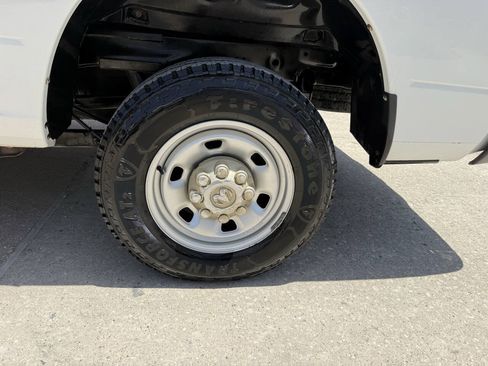 Used 2014 RAM 2500 Tradesman RWD image 28