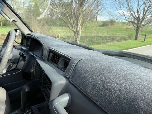 Used 1996 Toyota Land Cruiser image 37