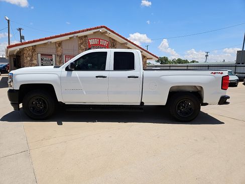 Used 2019 Chevrolet Silverado 1500 W/T w/ WT Convenience Package AWD/4WD image 16
