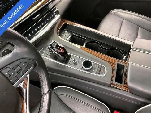 Used 2021 Cadillac Escalade Premium Luxury w/ Performance Package AWD/4WD image 16