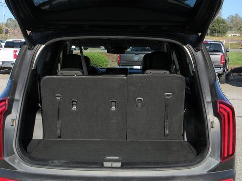 Used 2021 Kia Telluride EX w/ EX Premium Package image 8