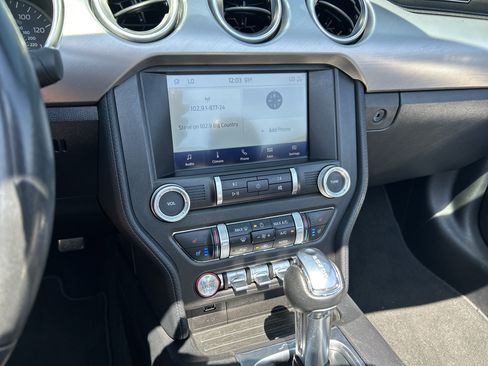 Used 2020 Ford Mustang Premium RWD image 17