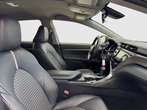 Used 2018 Toyota Camry SE image 38