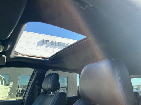 Used 2016 Jeep Grand Cherokee Limited 75th Anniversary image 23