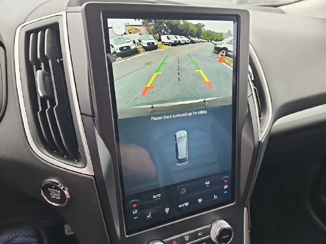 Used 2024 Ford Edge SEL AWD/4WD image 25