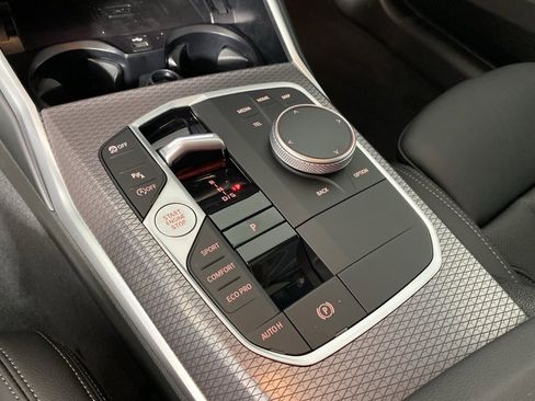 New 2025 BMW 330i xDrive Sedan w/ Convenience Package image 16