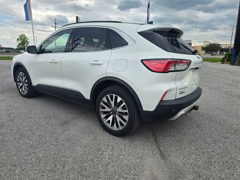 Used 2020 Ford Escape Titanium AWD/4WD image 5