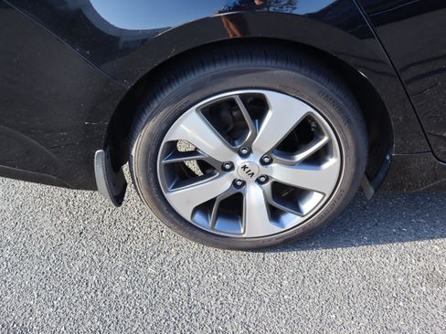 Used 2019 Kia Optima S FWD image 38