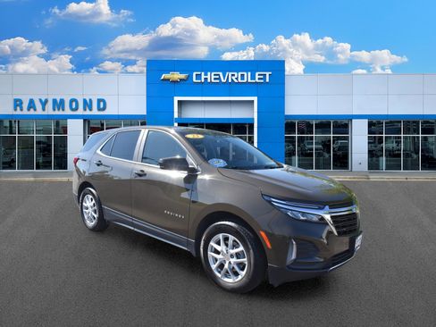 Used 2023 Chevrolet Equinox LT FWD image 1