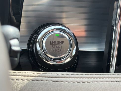 Used 2021 Lincoln Corsair AWD image 24