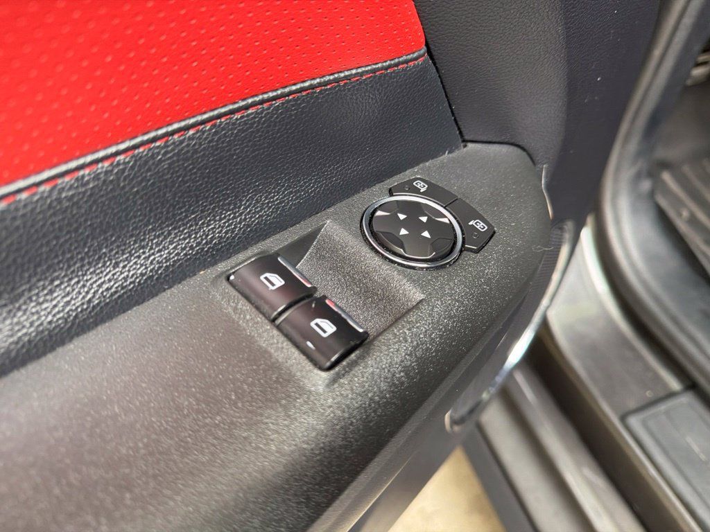 Used 2017 Ford Mustang GT Premium RWD image 31