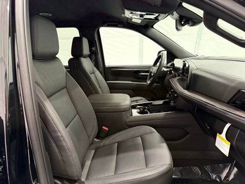 New 2026 Chevrolet Suburban LT w/ Comfort Package image 22