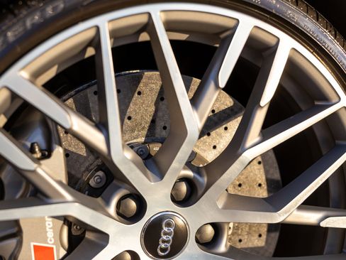 Used 2018 Audi R8 V10 plus image 22