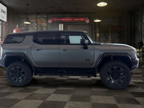 New 2026 GMC Hummer EV 3X w/ Carbon Fiber Edition Package AWD/4WD image 8