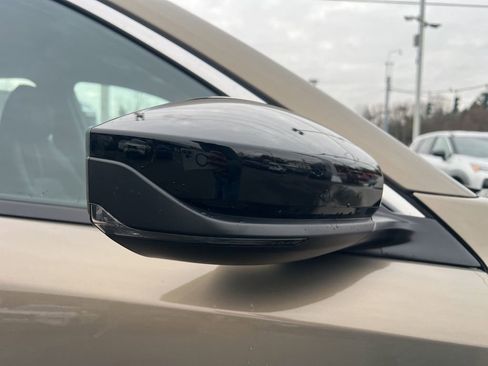 New 2026 Nissan Sentra SV w/ SV Convenience Package FWD image 13