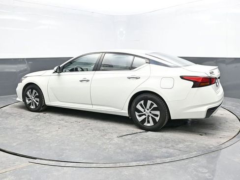 Used 2021 Nissan Altima 2.5 S image 4