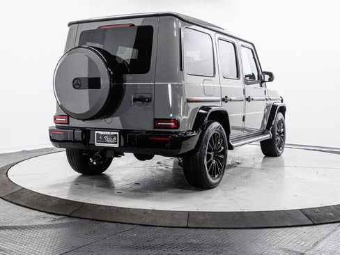 Used 2021 Mercedes-Benz G 550 G 550 image 30